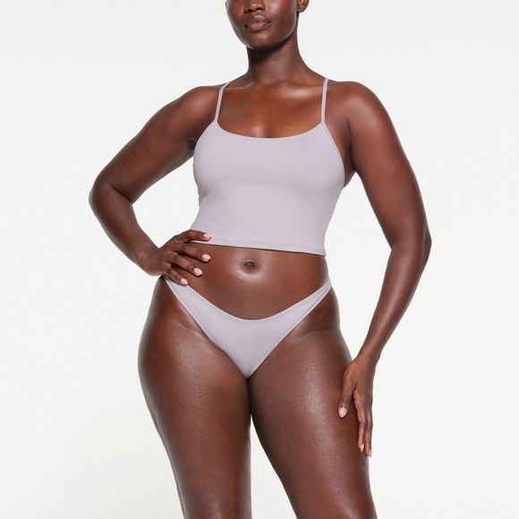 SKIMS | SIGNATURE SWIM CAMI TOP in CHROME - Picture 2 of 7